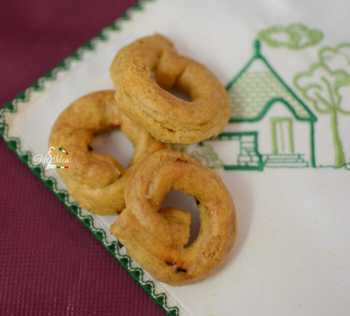 Taralli di Cosimo Annese al Peperoncino - immagine 2