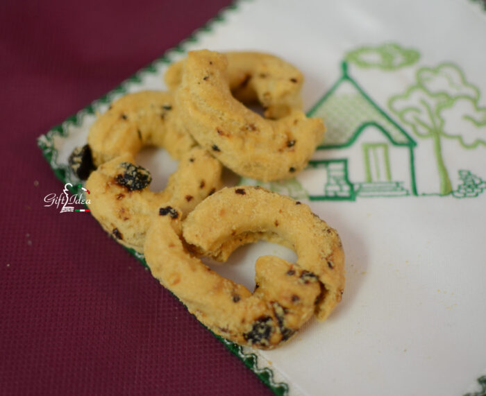 Taralli del Contadino cipolla e uva (consigliato) - immagine 2