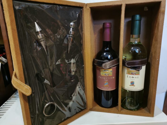 Portabottiglie in Velluto Doppio "Primitivo Tauro e Edone Tauro" " - immagine 2